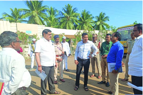 స్ట్రాంగ్‌ రూమ్స్‌, కౌంటింగ్‌ ఏర్పాట్ల పరిశీలన