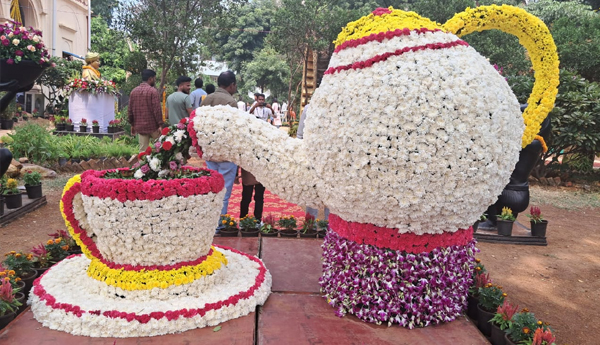 vzm-utsavam-rally-flowers-1